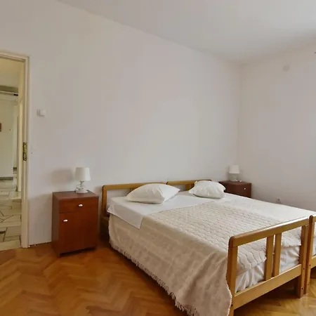 Sea View In Apartament Umag