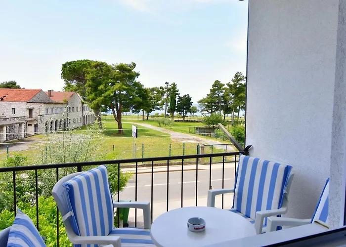 Sea View In Appartement Umag